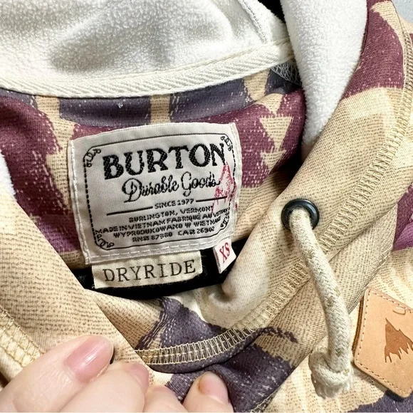 Burton Heron Southwest Aztec Pullover Hoodie Sweatshirt - Picture 5 of 6